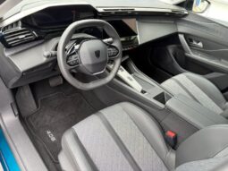Peugeot 408 Allure / Jantes 17 / EAT8 complet