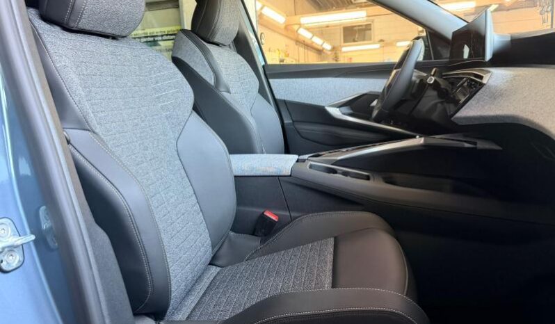 Peugeot 5008 ALLURE / Dispo 09/2026 complet