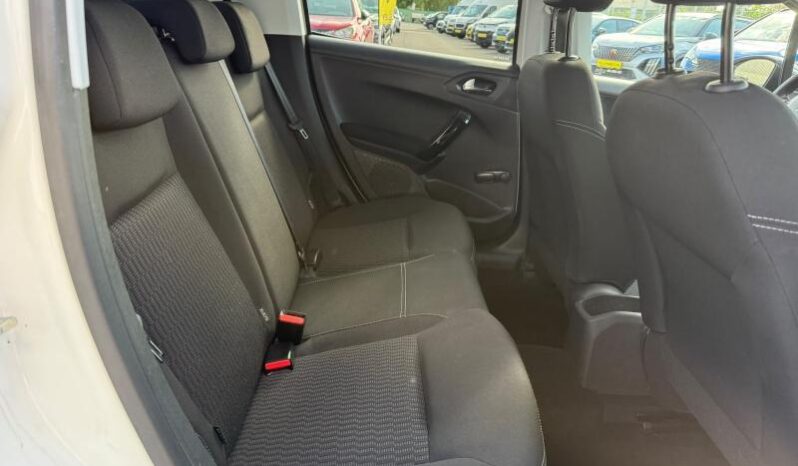 Peugeot 208 Style / 82ch complet
