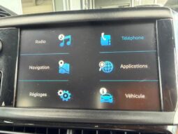 Peugeot 208 Tech Editio  / EAT6 / 110ch complet