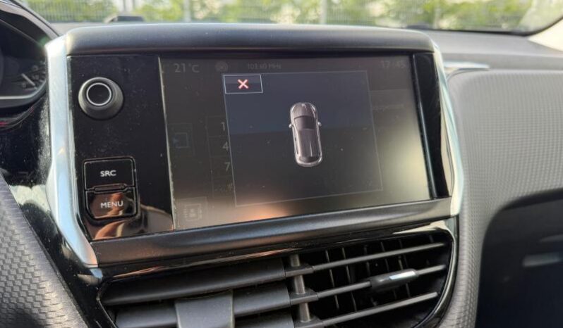 Peugeot 208 Style / 82ch complet