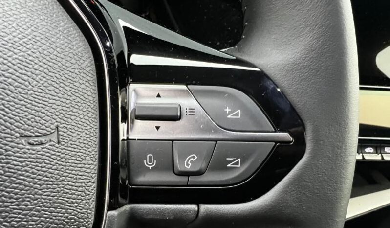 Peugeot 308 SW Allure / EAT8 / SW complet