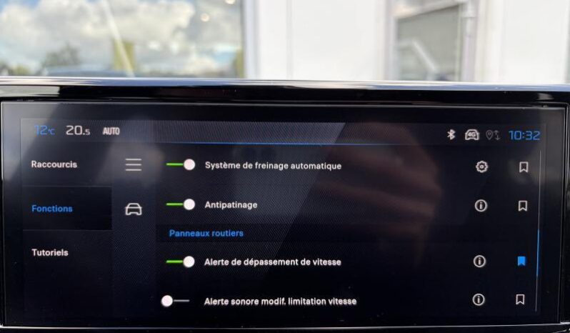 Peugeot 208 Allure Hybrid complet