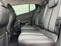 Peugeot 408 Allure / Jantes 17 / EAT8 complet