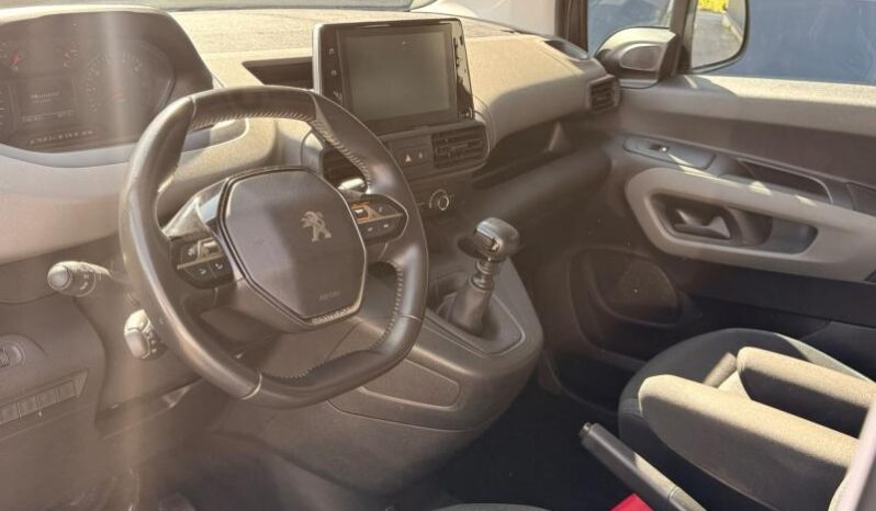 Peugeot Rifter Style / 1.5 BlueHDi complet