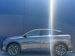Peugeot 3008 ALLURE HYBRID complet