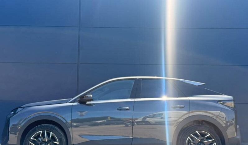 Peugeot 3008 ALLURE HYBRID complet