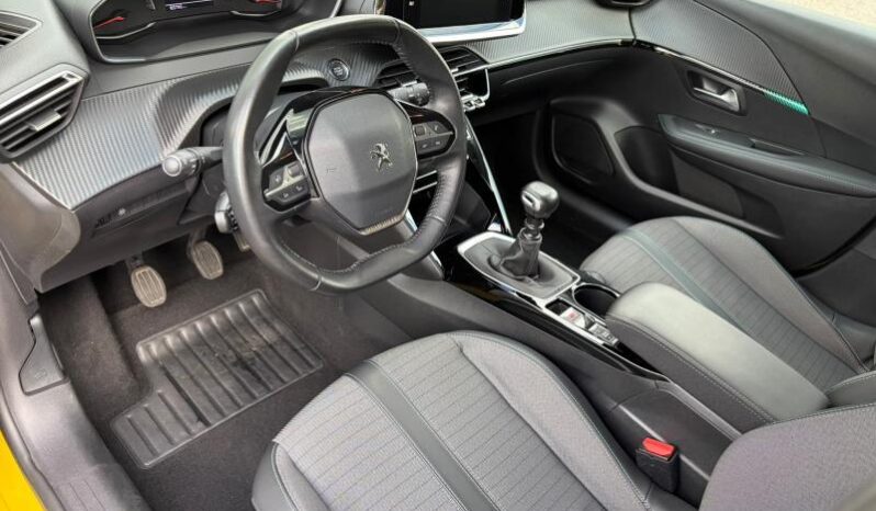 Peugeot 208 Allure / GPS / Carplay complet