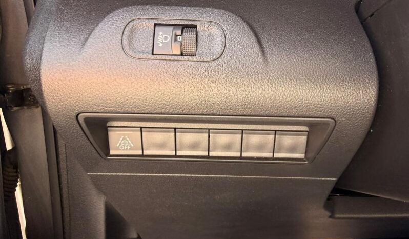 Peugeot Rifter Style / 1.5 BlueHDi complet