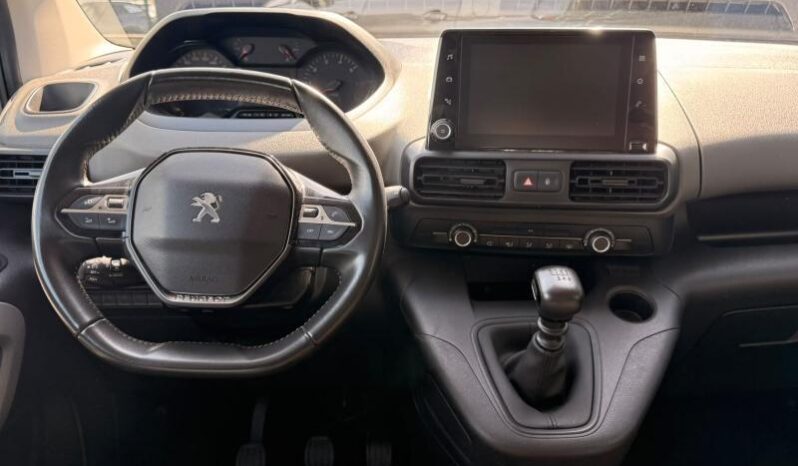 Peugeot Rifter Style / 1.5 BlueHDi complet