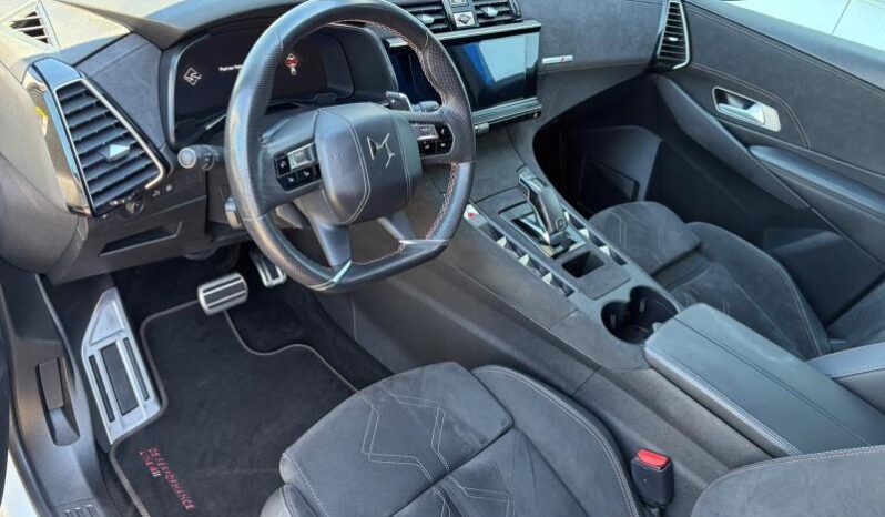DS Automobiles DS 7 Crossback Performance Line / 1.5 BlueHDi complet