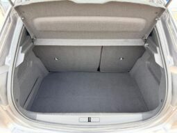 Peugeot 208 Style / EAT8 / Caméra complet