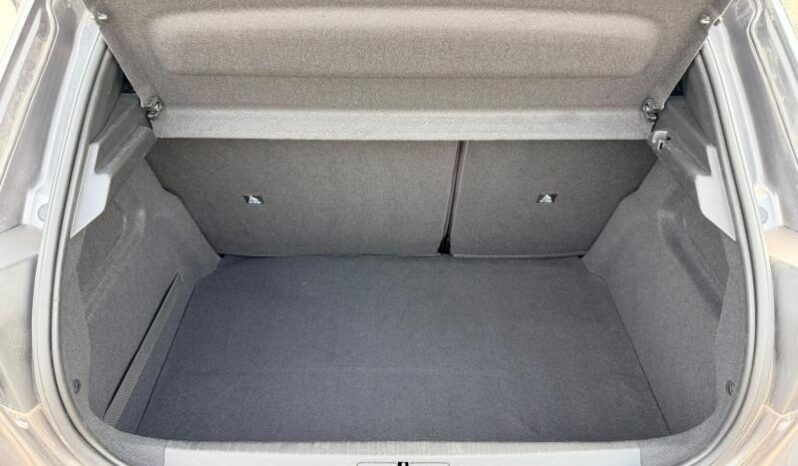 Peugeot 208 Style / EAT8 / Caméra complet