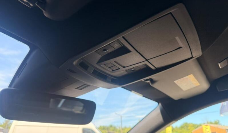 Peugeot 3008 ALLURE HYBRID complet