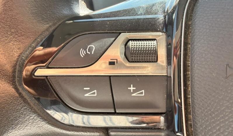 Peugeot Rifter Style / 1.5 BlueHDi complet