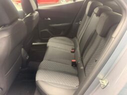 Peugeot 2008 Allure / GPS / Carplay complet
