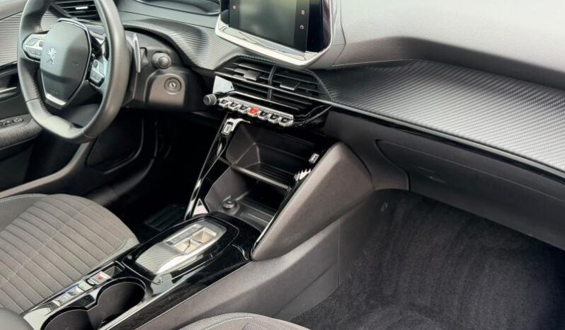 Peugeot 208 Style / EAT8 / Caméra complet