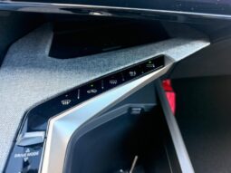 Peugeot 3008 ALLURE HYBRID complet