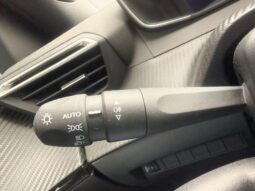 Peugeot 2008 Allure / GPS / Carplay complet