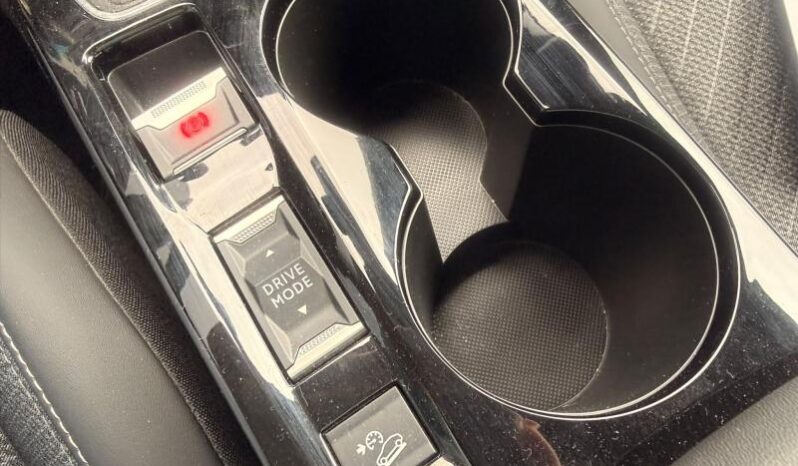 Peugeot 2008 Allure / GPS / Carplay complet
