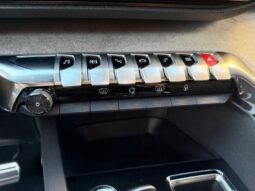 Peugeot 3008 GT / Black Pack / EAT8 complet