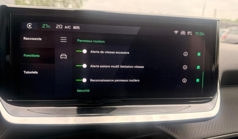 Peugeot 2008 Allure / GPS / Carplay complet