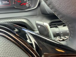 Peugeot 208 Style / EAT8 / Caméra complet
