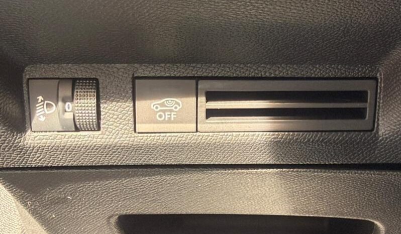 Peugeot 5008 ALLURE HYBRID complet
