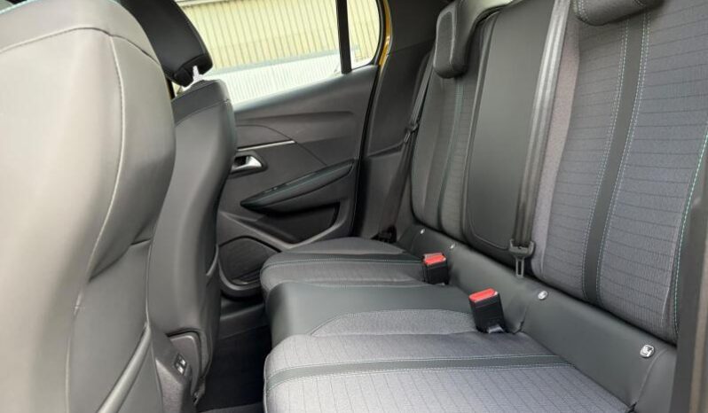 Peugeot 208 Allure / GPS / Carplay complet