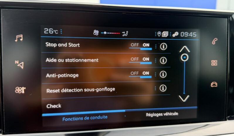 Peugeot 208 Style / EAT8 / Caméra complet