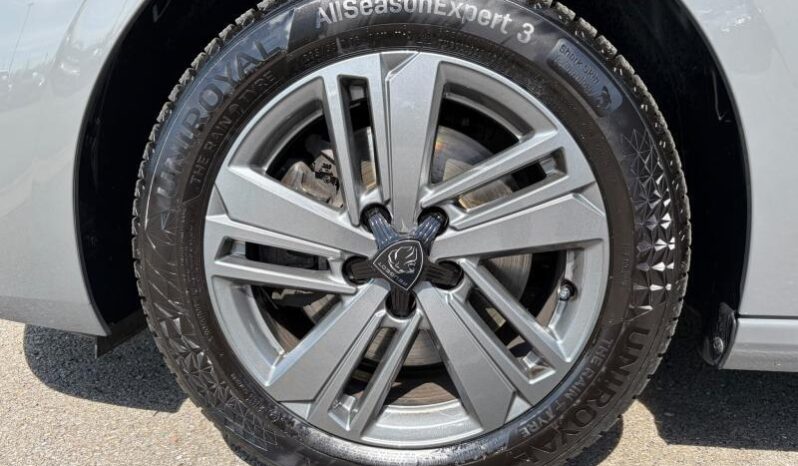 Peugeot 308 SW Allure / EAT8 / SW / 1.5 BlueH complet
