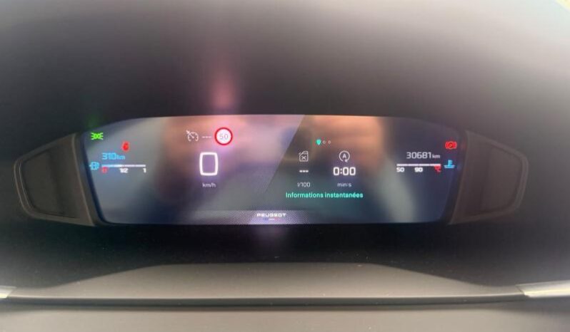 Peugeot 2008 Allure / GPS / Carplay complet