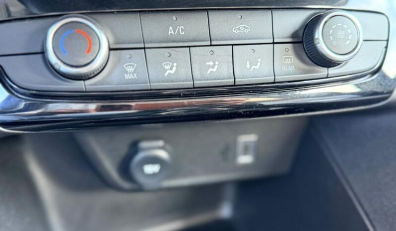Opel Corsa Edition / EAT8 / Carplay complet