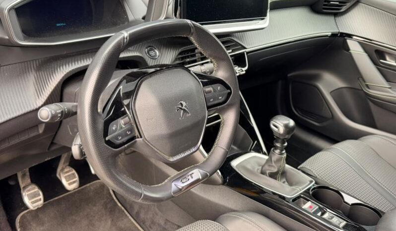 Peugeot 208 GT / LED / Carplay complet
