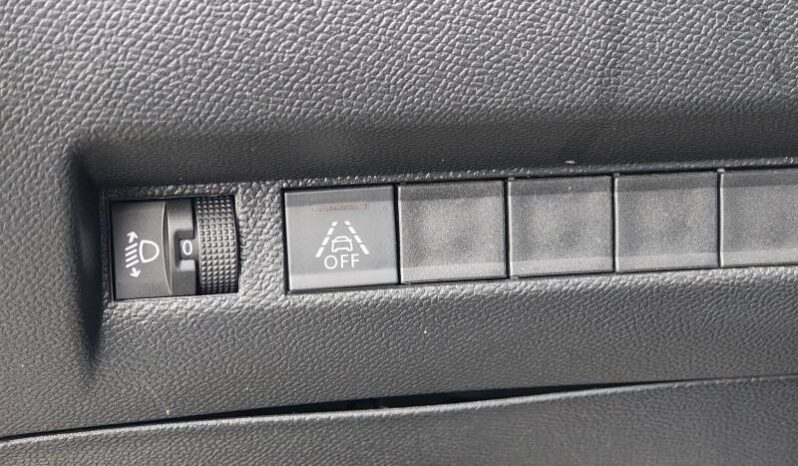 Peugeot 2008 Allure / EAT8 complet