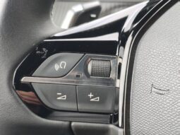 Peugeot 2008 Allure / EAT8 complet