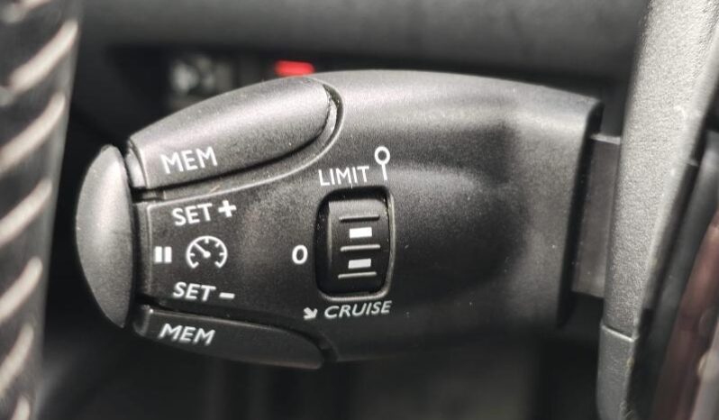 Peugeot 2008 Allure / EAT8 complet