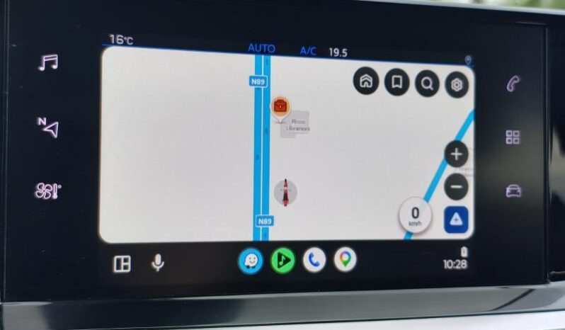 Peugeot 2008 Allure / EAT8 complet
