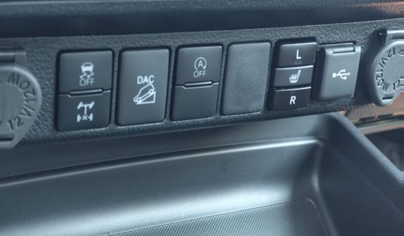 Toyota Hilux Double Cab / Executive complet