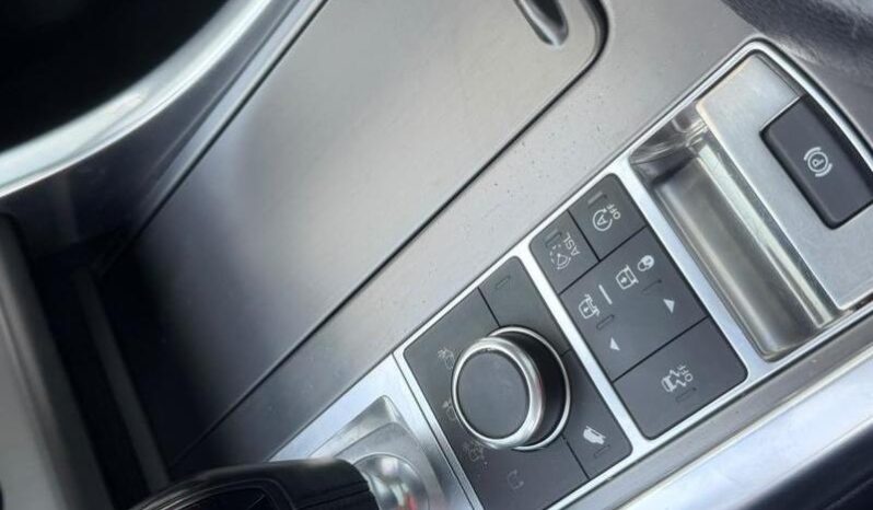 Land Rover Range Rover Sport 3.0 TDV6 / SE / Toit ouvrant complet