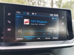 Peugeot 2008 Allure / EAT8 complet