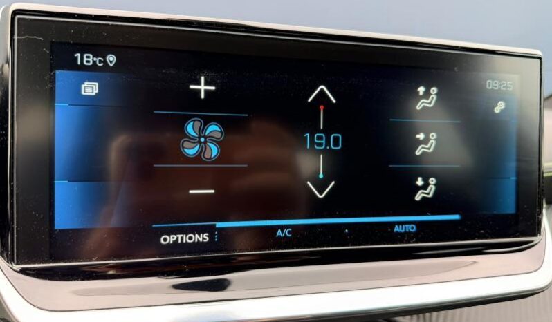 Peugeot 208 GT / LED / Carplay complet