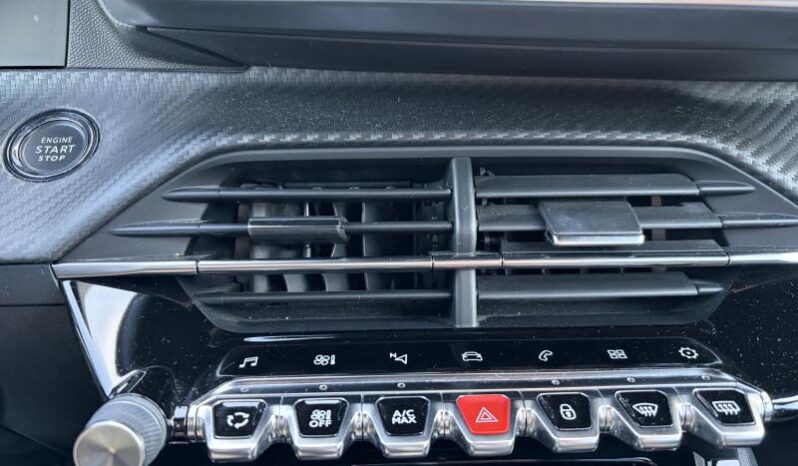 Peugeot 208 GT / EAT8 / LED complet