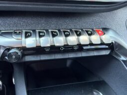 Peugeot 3008 GT Line / 1.6 BlueHDi complet