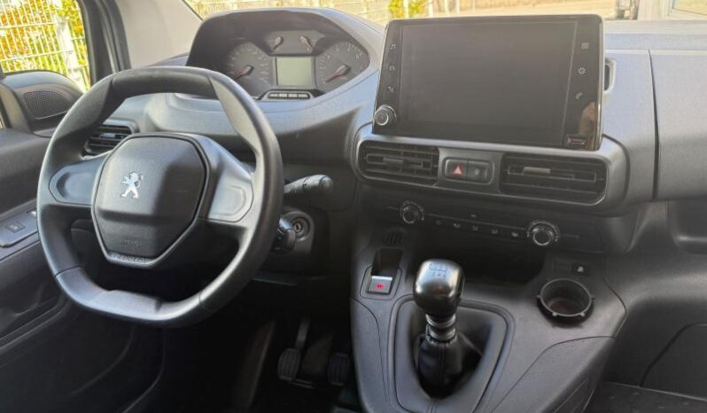 Peugeot Partner Light Standard Premium complet