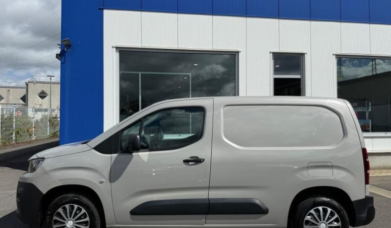 Peugeot Partner Light Standard Premium complet