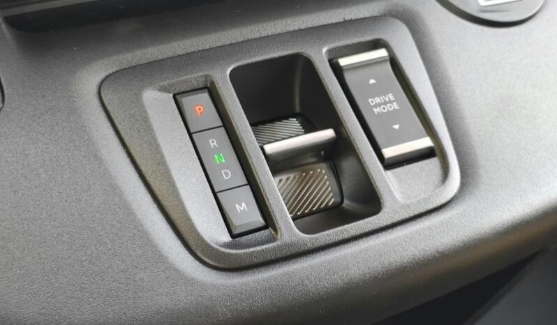 Peugeot Partner M / EAT8 / Dispo 10/2026 complet